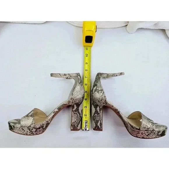 Vince Camuto Size 5.5M Women's Snake Print Adjustable Ankle Strap Open Toe Shoes - Picture 3 of 14